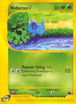 Nidoran F (82) 082  - Reverse Holofoil Skyridge - Common