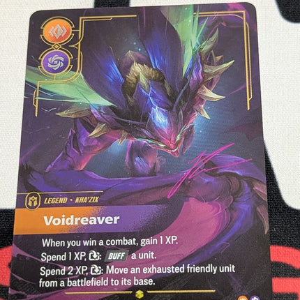Kha'Zix - Voidreaver (Signature) (236*/219) - Unleashed Foil Unique (93094)